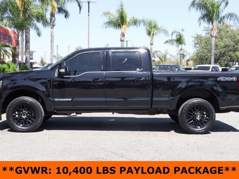 Used 2022 Ford F250 Lariat w/ Black Appearance Package AWD/4WD image 5