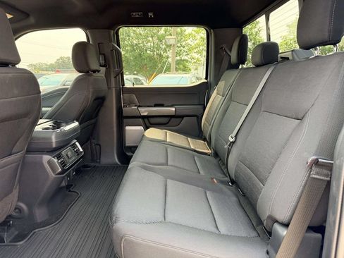 Used 2022 Ford F150 XLT w/ Equipment Group 302A High AWD/4WD image 17