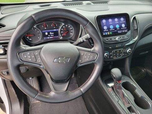 Used 2022 Chevrolet Equinox RS w/ RS Leather Package image 14