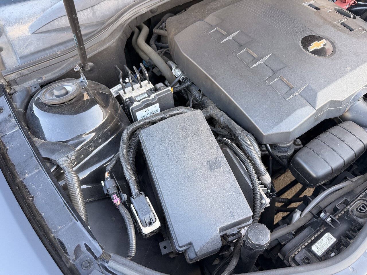 Used 2015 Chevrolet Camaro LS RWD image 38
