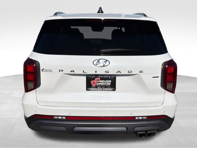 Used 2023 Hyundai Palisade Limited w/ Winter Package AWD/4WD image 6