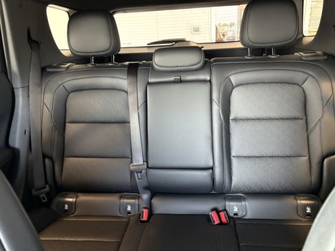 New 2026 Chevrolet Equinox LT w/ Convenience Package II image 23