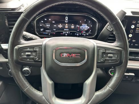 Used 2022 GMC Sierra 1500 SLT w/ X31 Off-Road Package AWD/4WD image 23