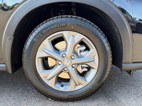 New 2026 Honda HR-V LX image 11
