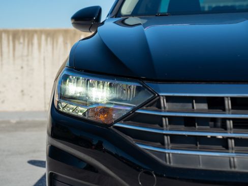 Used 2019 Volkswagen Jetta S w/ Driver Assistance Package FWD image 8