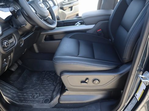New 2025 RAM 1500 Big Horn image 12