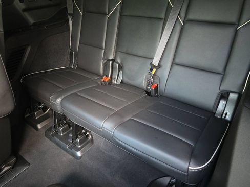 Used 2021 Cadillac Escalade Premium Luxury w/ Driver Assist Tech Package AWD/4WD image 12