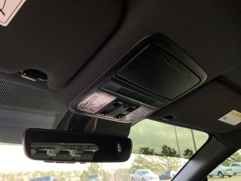 Used 2022 Honda Passport TrailSport image 23