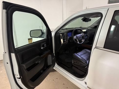 Used 2018 GMC Sierra 1500 Denali AWD/4WD image 9