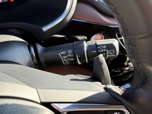 Certified 2025 Acura MDX w/ Technology Package image 26