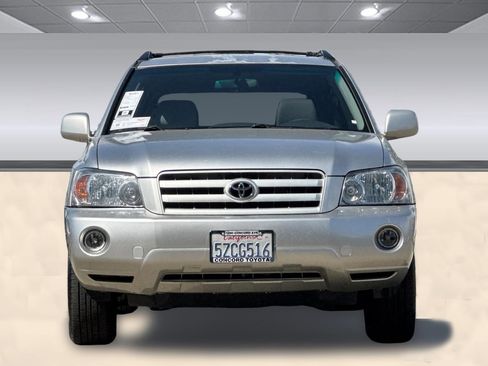 Used 2007 Toyota Highlander w/ 3rd Row image 6