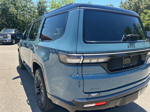 New 2026 Jeep Grand Wagoneer Summit AWD/4WD image 7