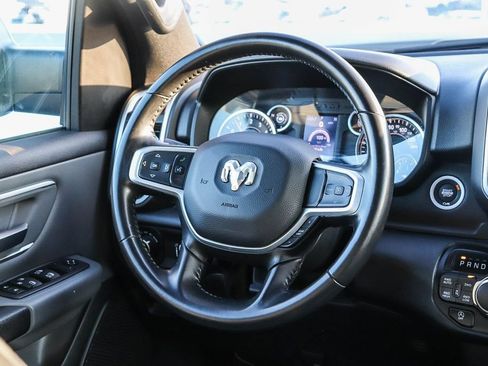 Used 2022 RAM 1500 Big Horn AWD/4WD image 17