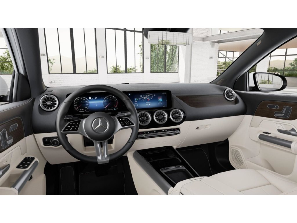 Certified 2026 Mercedes-Benz GLA 250 4MATIC image 3