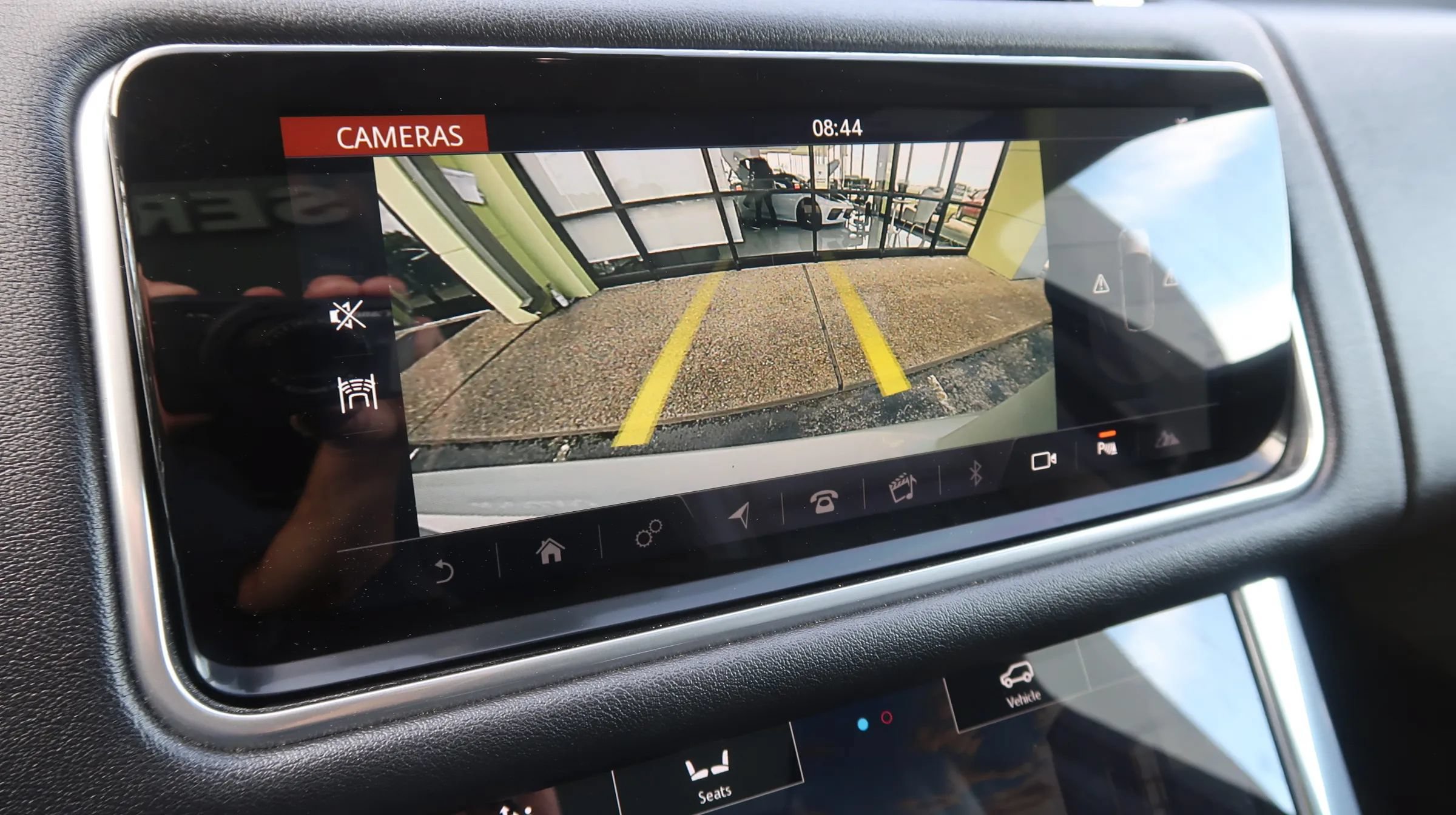 Used 2018 Land Rover Range Rover Sport HSE AWD/4WD image 38