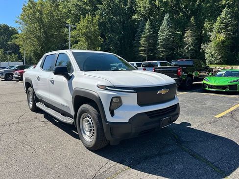 Used 2025 Chevrolet Silverado EV W/T w/ WT Plus Package AWD/4WD image 7