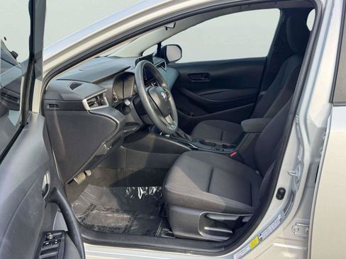 Used 2023 Toyota Corolla LE FWD image 16