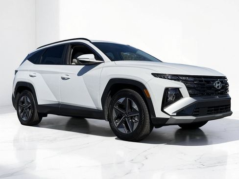 Certified 2026 Hyundai Tucson SEL image 2