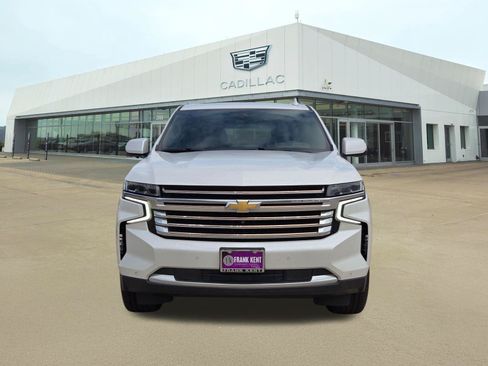 Used 2021 Chevrolet Tahoe High Country AWD/4WD image 2