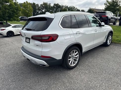 Used 2021 BMW X5 xDrive40i w/ Premium Package 2 AWD/4WD image 3