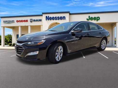 Used 2024 Chevrolet Malibu LT FWD image 3