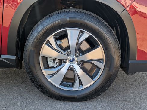 Certified 2023 Subaru Ascent Premium w/ Convenience Package image 7