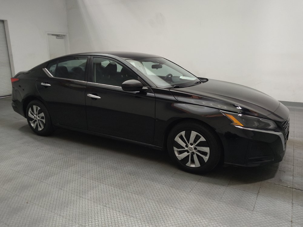 Used 2023 Nissan Altima 2.5 S FWD image 11