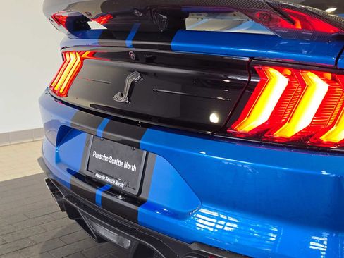 Used 2020 Ford Mustang Shelby GT500 w/ Technology Package RWD image 15