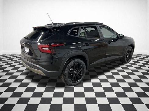 New 2026 Chevrolet Trax ACTIV w/ Sunroof Package image 8