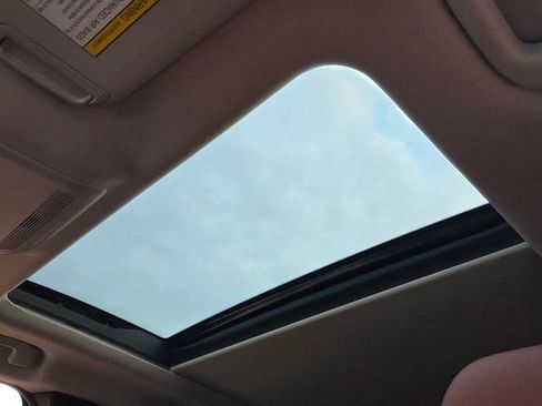 Used 2024 MAZDA CX-50 Meridian Edition w/ Cargo Package image 18