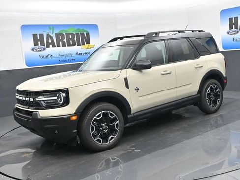 New 2025 Ford Bronco Sport Outer Banks image 1