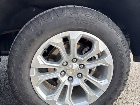 Used 2023 Chevrolet Silverado 1500 LTZ image 23