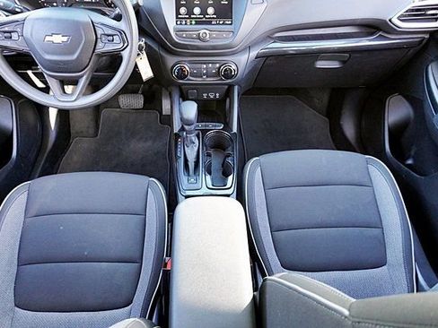 Used 2022 Chevrolet TrailBlazer LS image 20