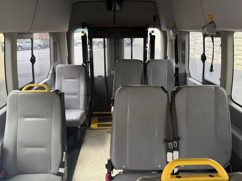 Used 2019 Ford Transit 350 XL RWD image 19