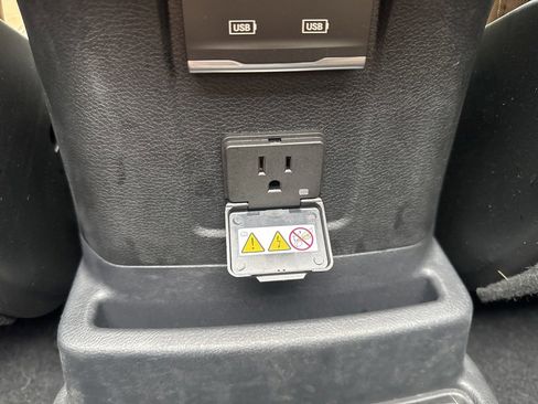 Used 2021 Jeep Wrangler Unlimited Sahara w/ Cold Weather Group image 16