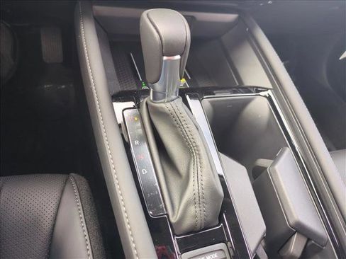 Used 2025 Honda Accord Touring image 12