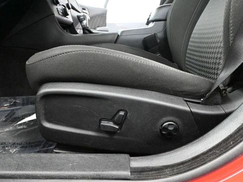 Used 2018 Dodge Charger GT image 21