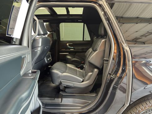 Used 2025 Ford Expedition Max Platinum w/ Stealth Performance Package AWD/4WD image 12