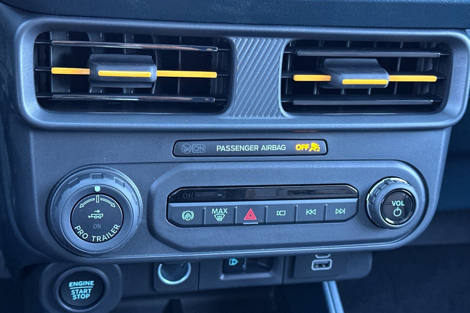 New 2026 Ford Maverick Tremor AWD/4WD image 18