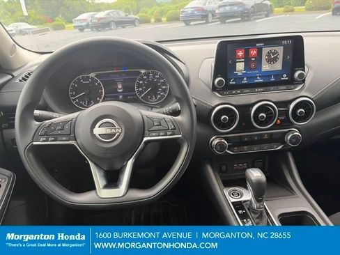 Used 2024 Nissan Sentra SV FWD image 15