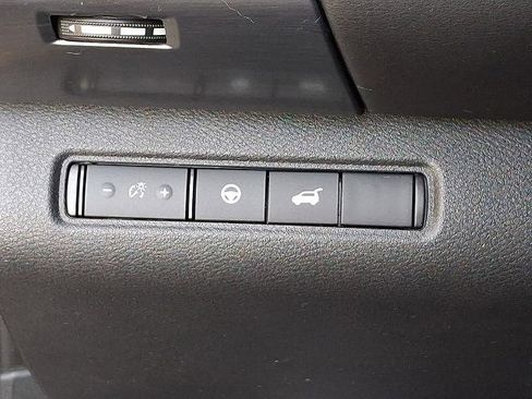 Certified 2023 Nissan Pathfinder SL AWD/4WD image 26