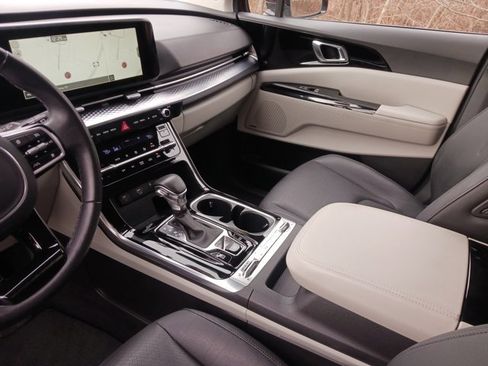 Certified 2023 Kia Carnival SX Prestige image 26