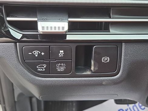 New 2026 Kia Sportage SX Prestige AWD/4WD image 32