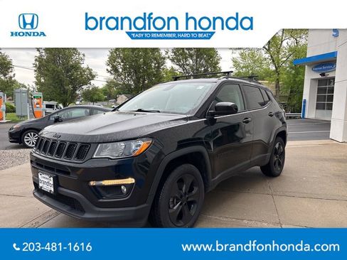 Used 2021 Jeep Compass Latitude AWD/4WD image 3