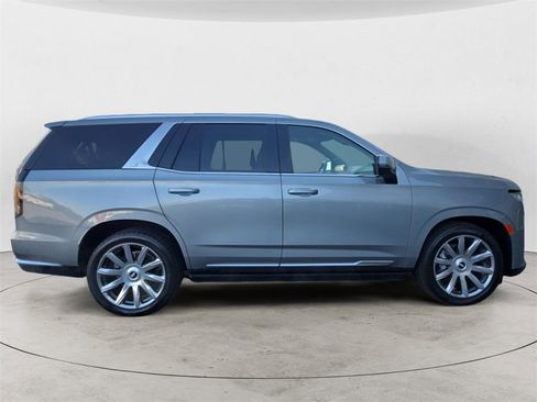 Used 2024 Cadillac Escalade Premium Luxury Platinum image 6