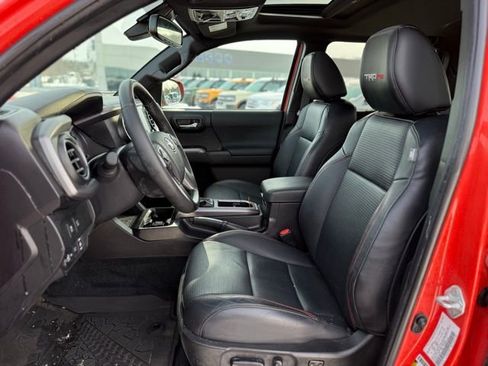 Used 2023 Toyota Tacoma TRD Pro image 2