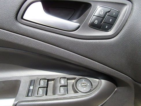 Used 2014 Ford Escape Titanium AWD/4WD image 16