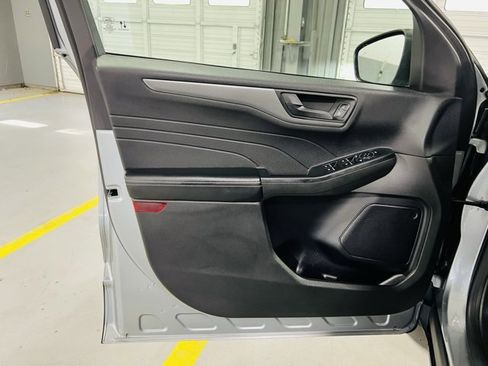 Used 2023 Ford Escape Active image 24