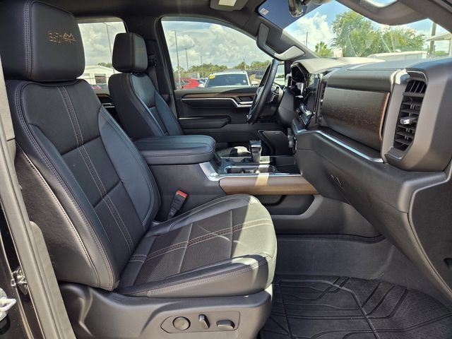 Used 2024 Chevrolet Silverado 1500 High Country w/ High Country Premium Package AWD/4WD image 22