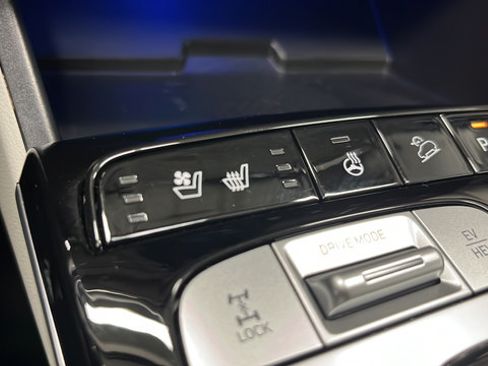 Used 2024 Hyundai Tucson Limited AWD/4WD image 29